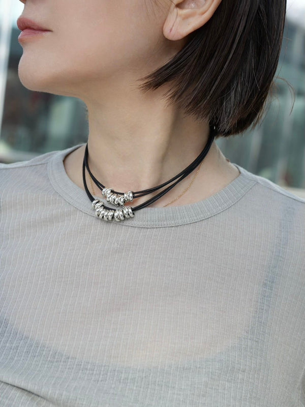 550282 Circle cood choker